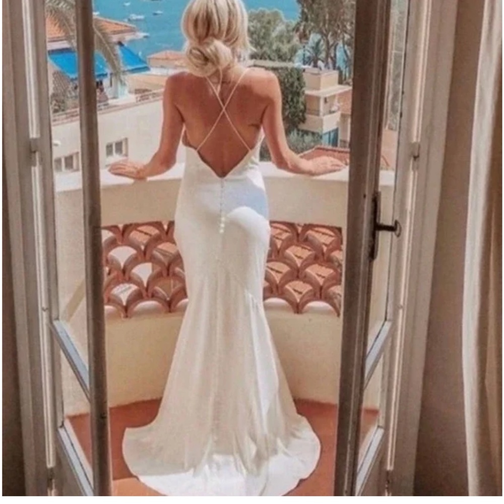 NWOT Elliat Aisle Satin White Wedding Bride Slip Cowl Neck Maxi Dress Size Small